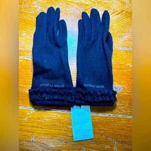 NWT Mariella Burani Black Women's cashmere Gloves